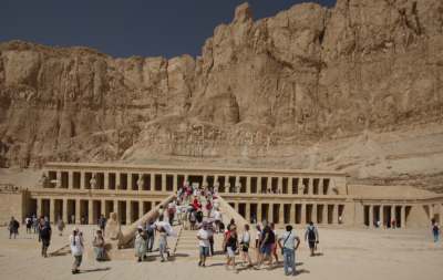 01 Egypte Le temple_Al Deir_Al Bahari