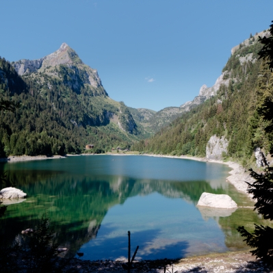 Lac de Taney avec la Pointe de Chambairy