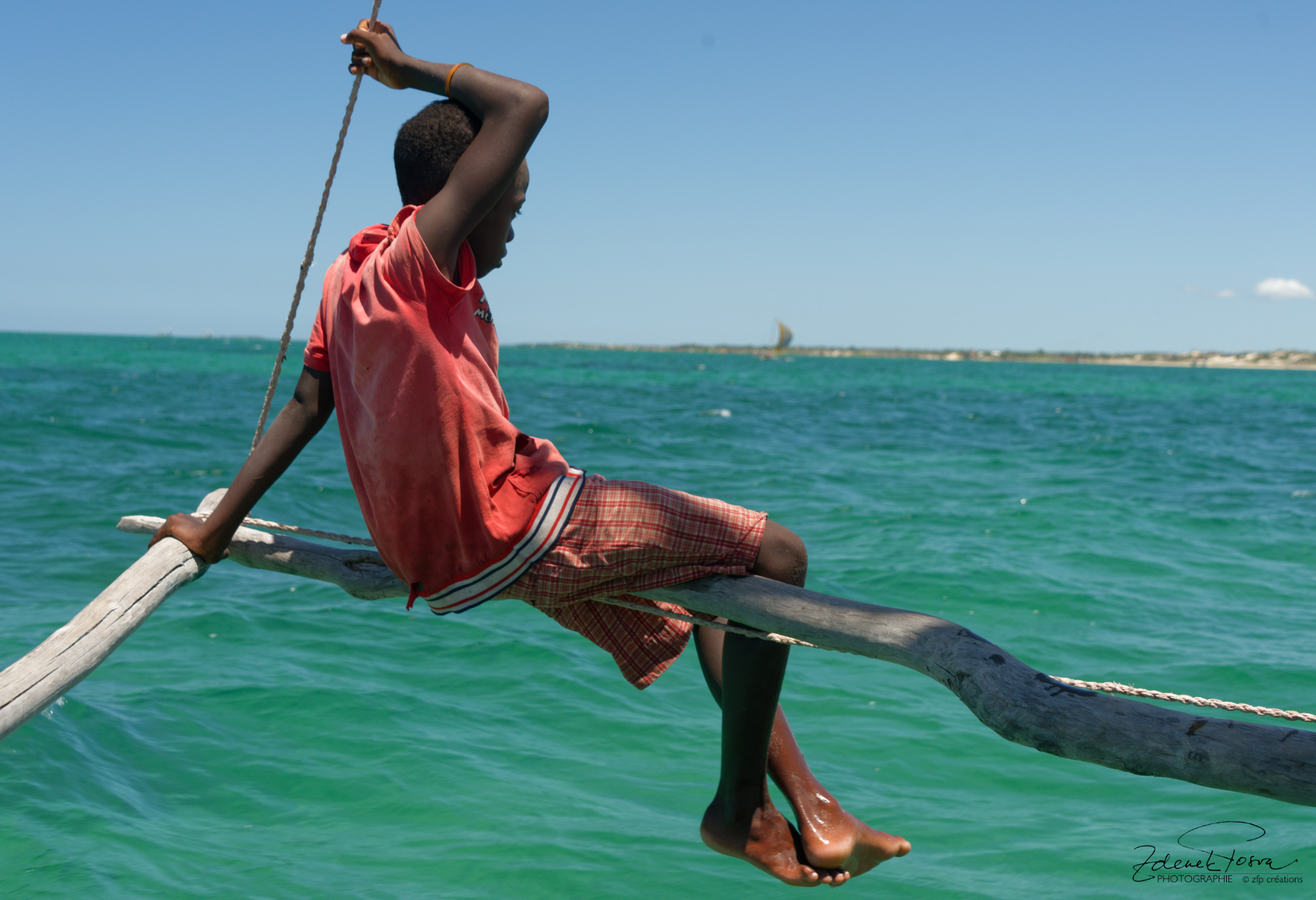 Un jeune pêcheur malgache