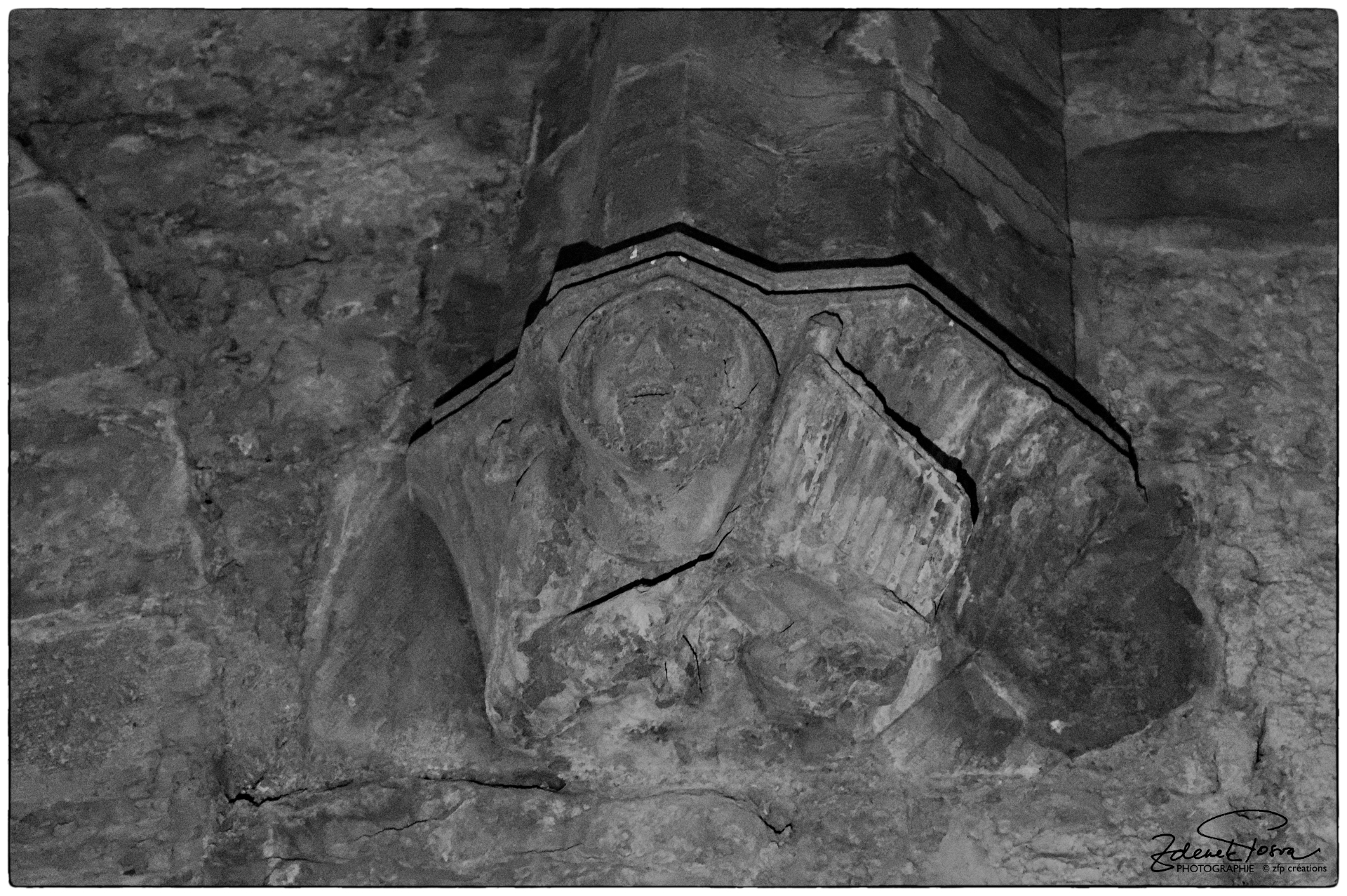 Le château de Puivert, la troisième salle, les musiciens