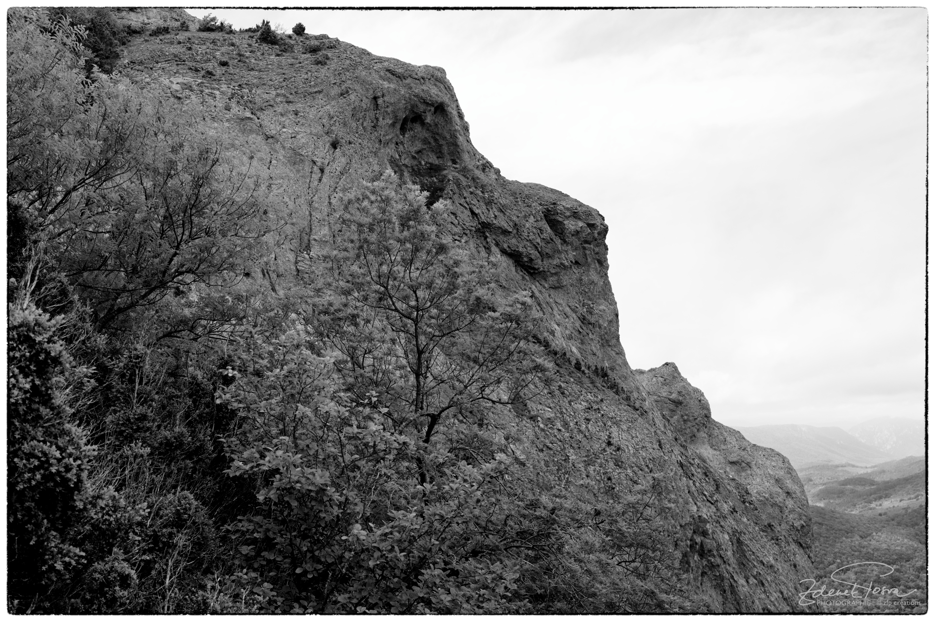 Pech de Bugarach, un géant à bouche ouverte