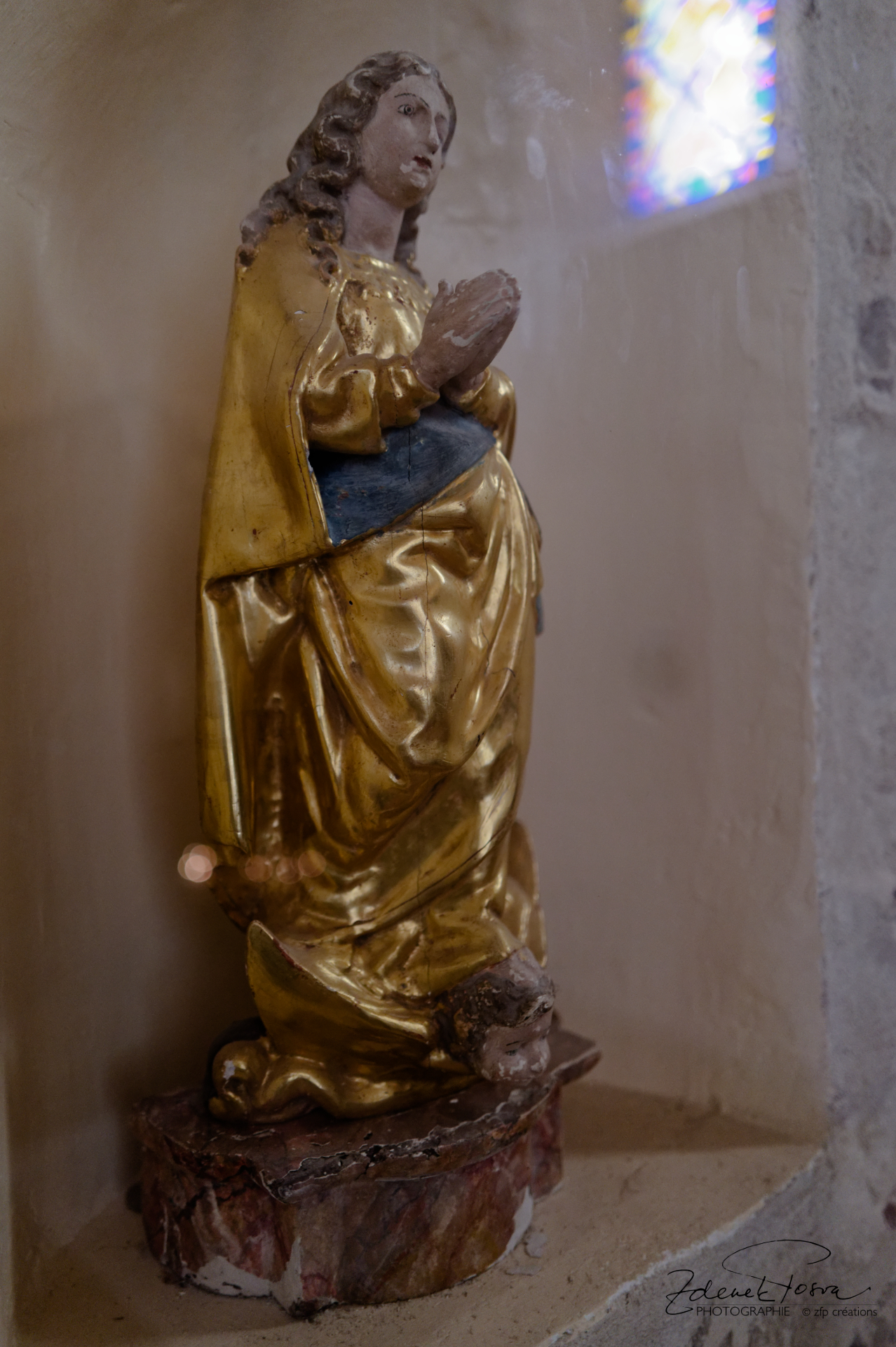 La Vierge de l'Attente, l'église de Cucugnan