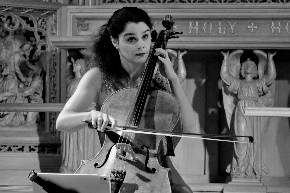 Estelle Revaz -Solo de violoncelle