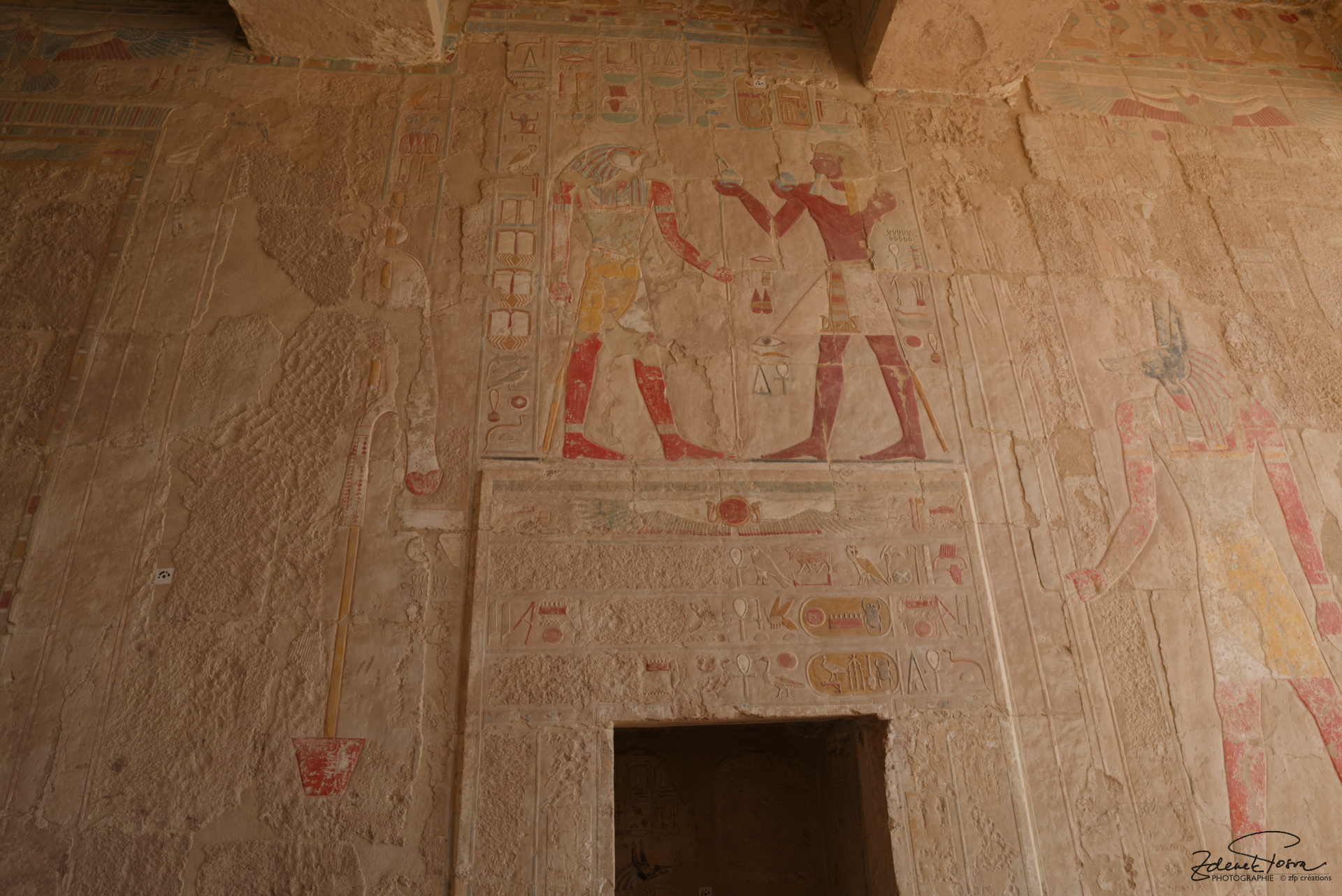El-Deir el-Bahari, l'un des plus fascinants temples de l'Egypte, le temple funéraire d'Hatchepsout
