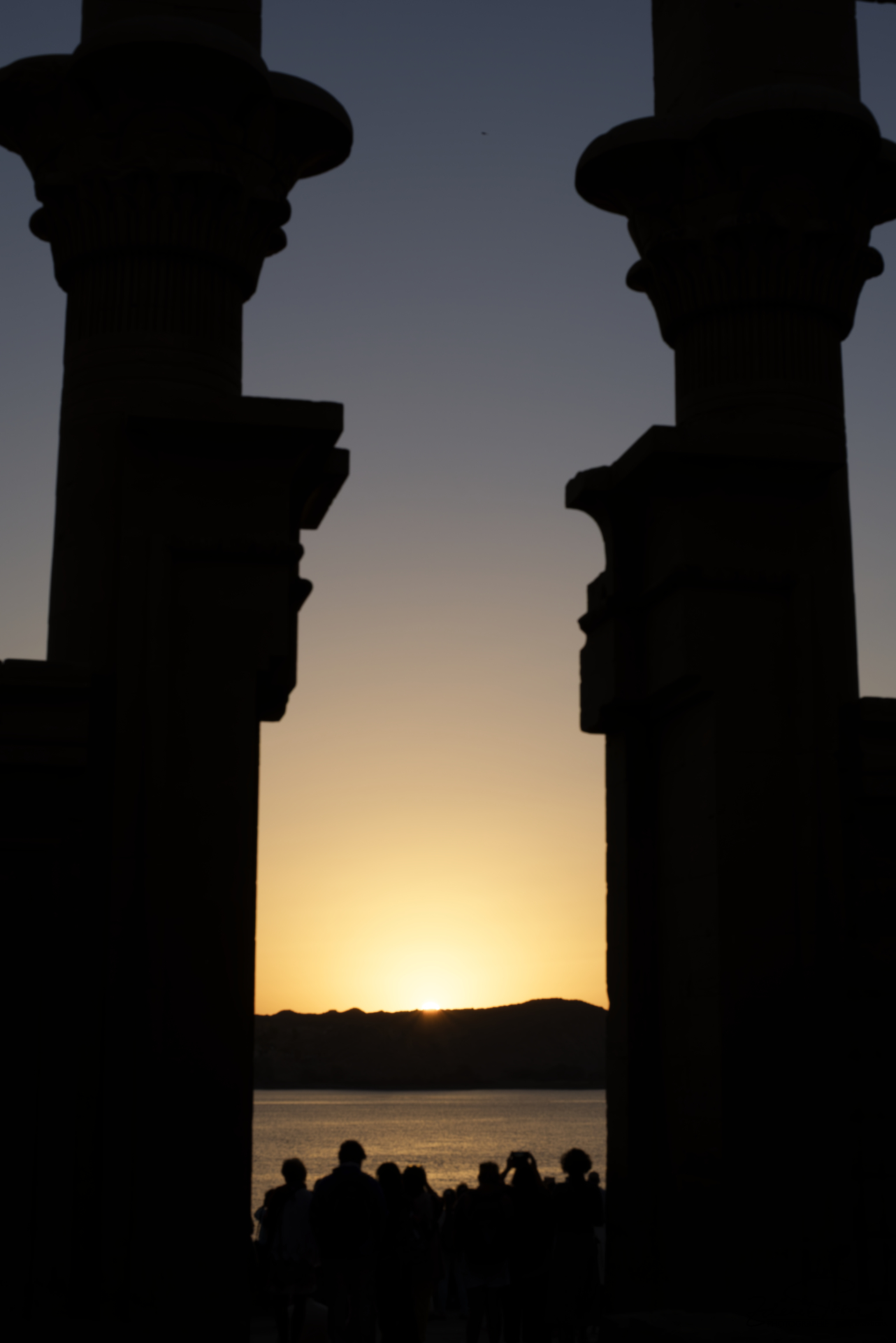 Le temple de Philae au lever du soleil
