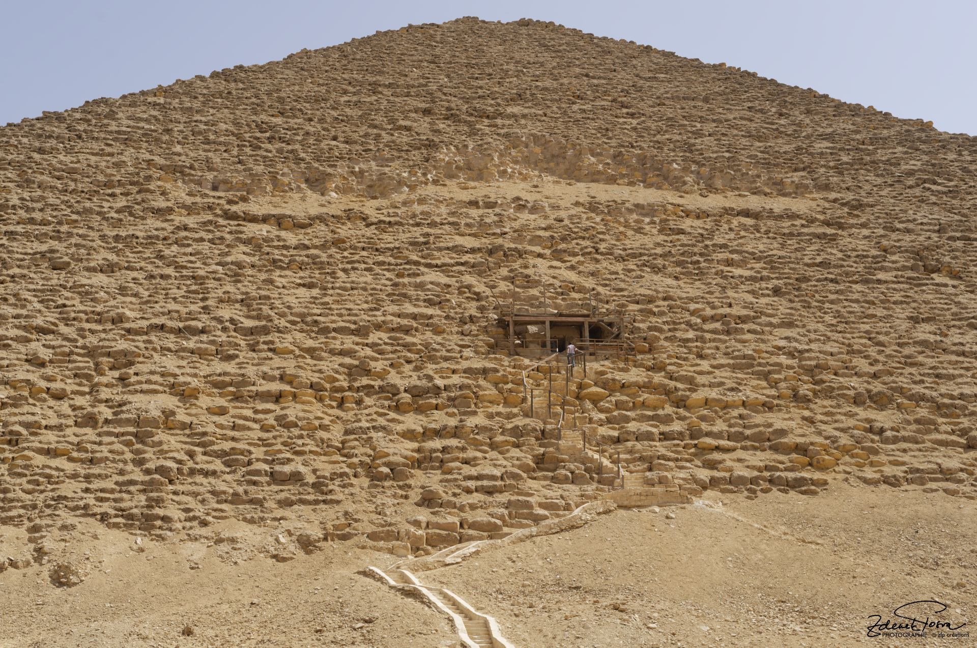 La pyramide rouge à Dahchour-Nord