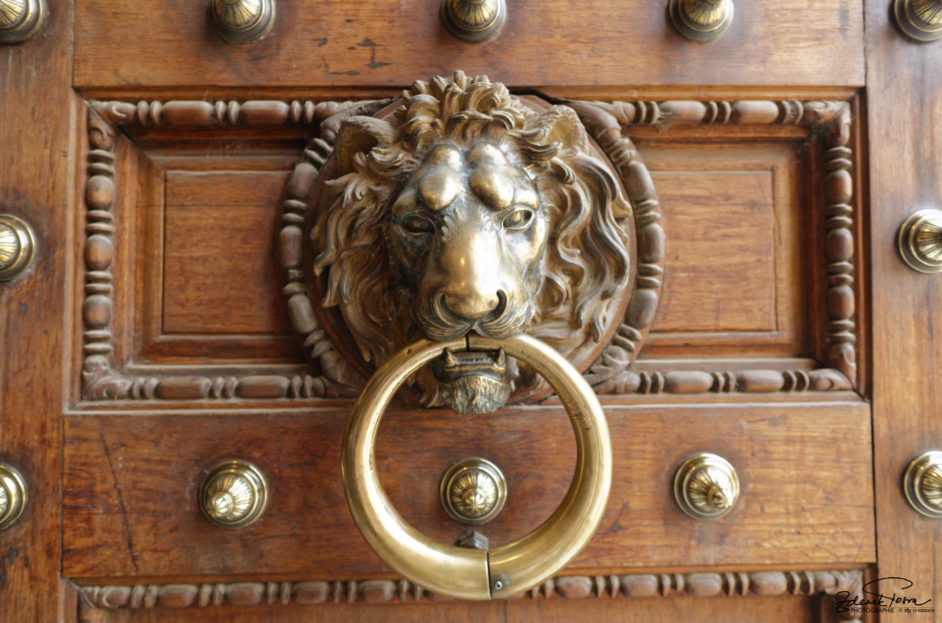 La porte d'entrée au musée du Caire