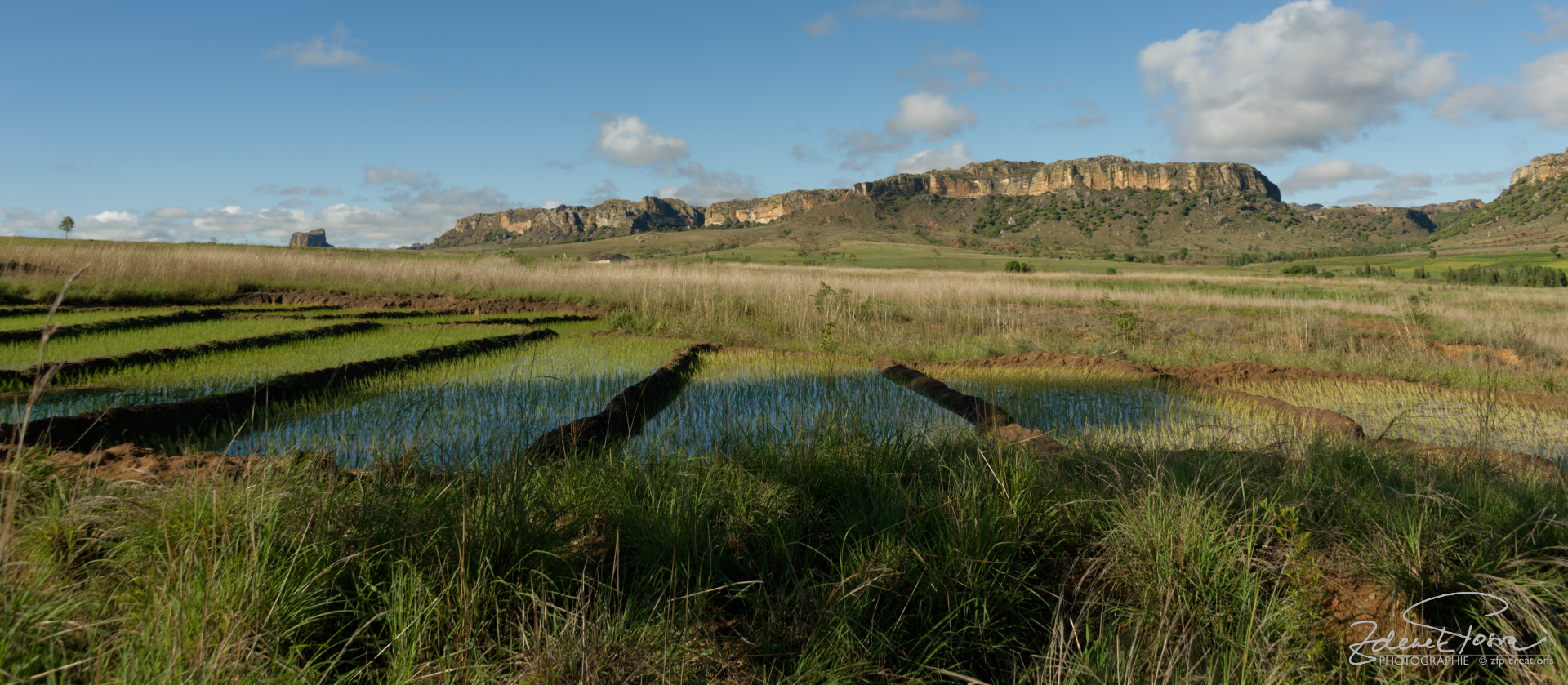 Un des massifs sur la route du sud, Parc national d'Isalo