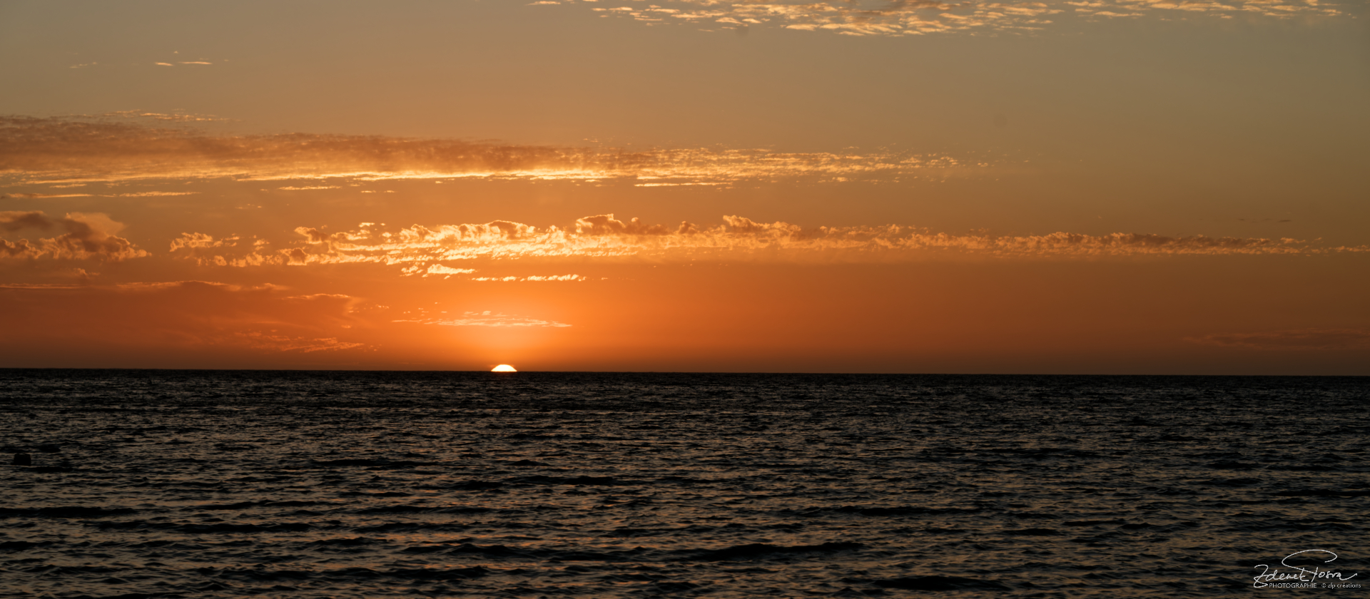 Le coucher du soleil sur le canal du Mozambique