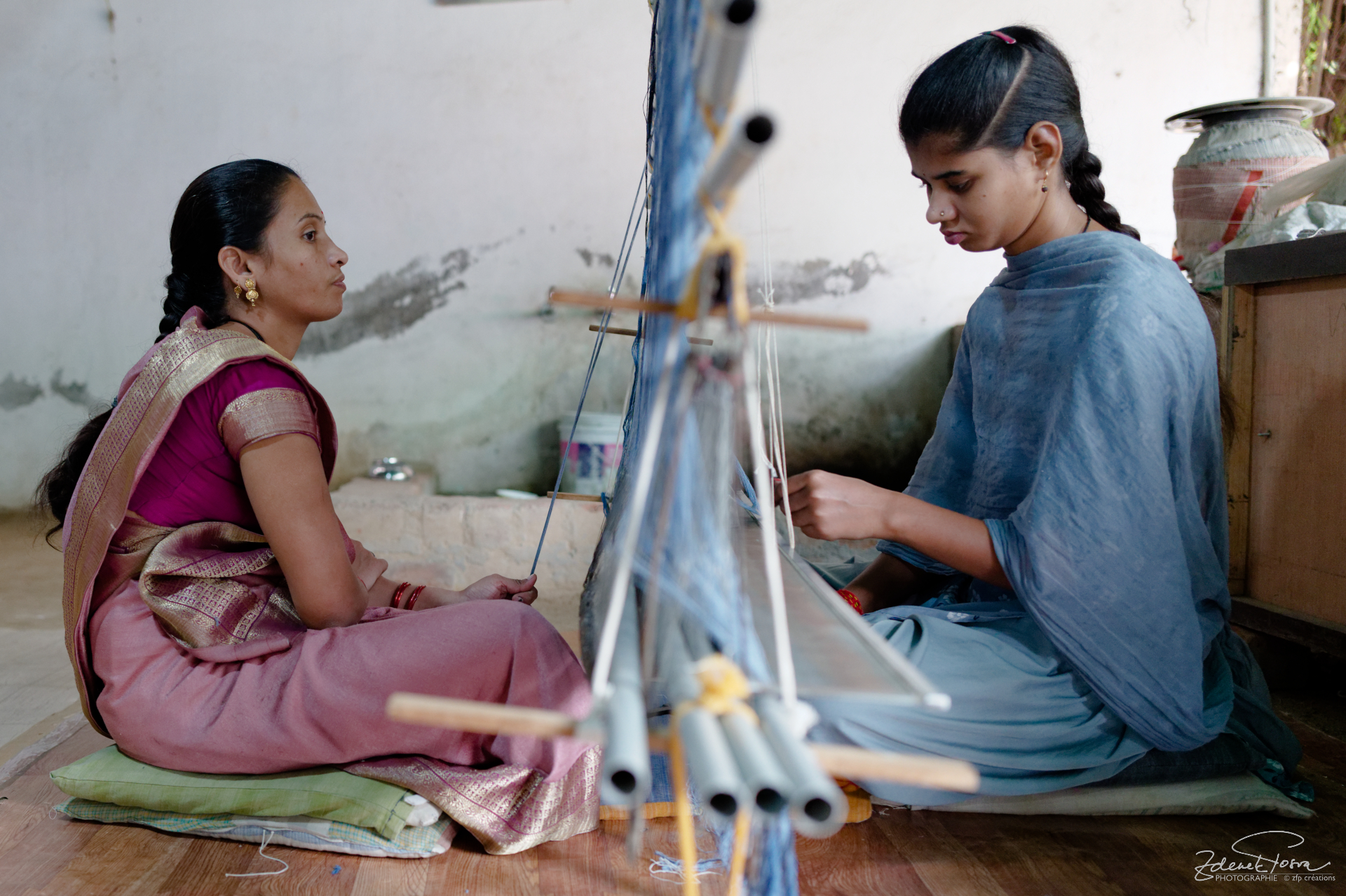 Dans un atelier de tissage à Maheshwar