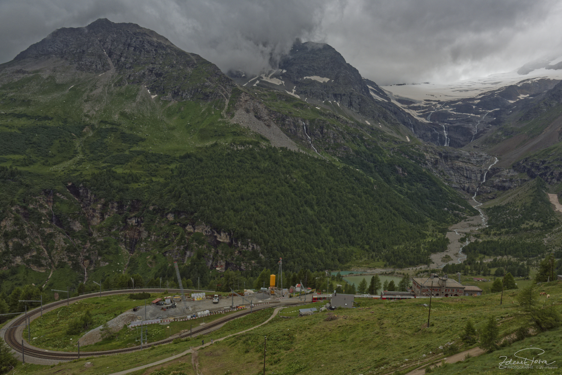 Alp Grüm sur le chemin de fer