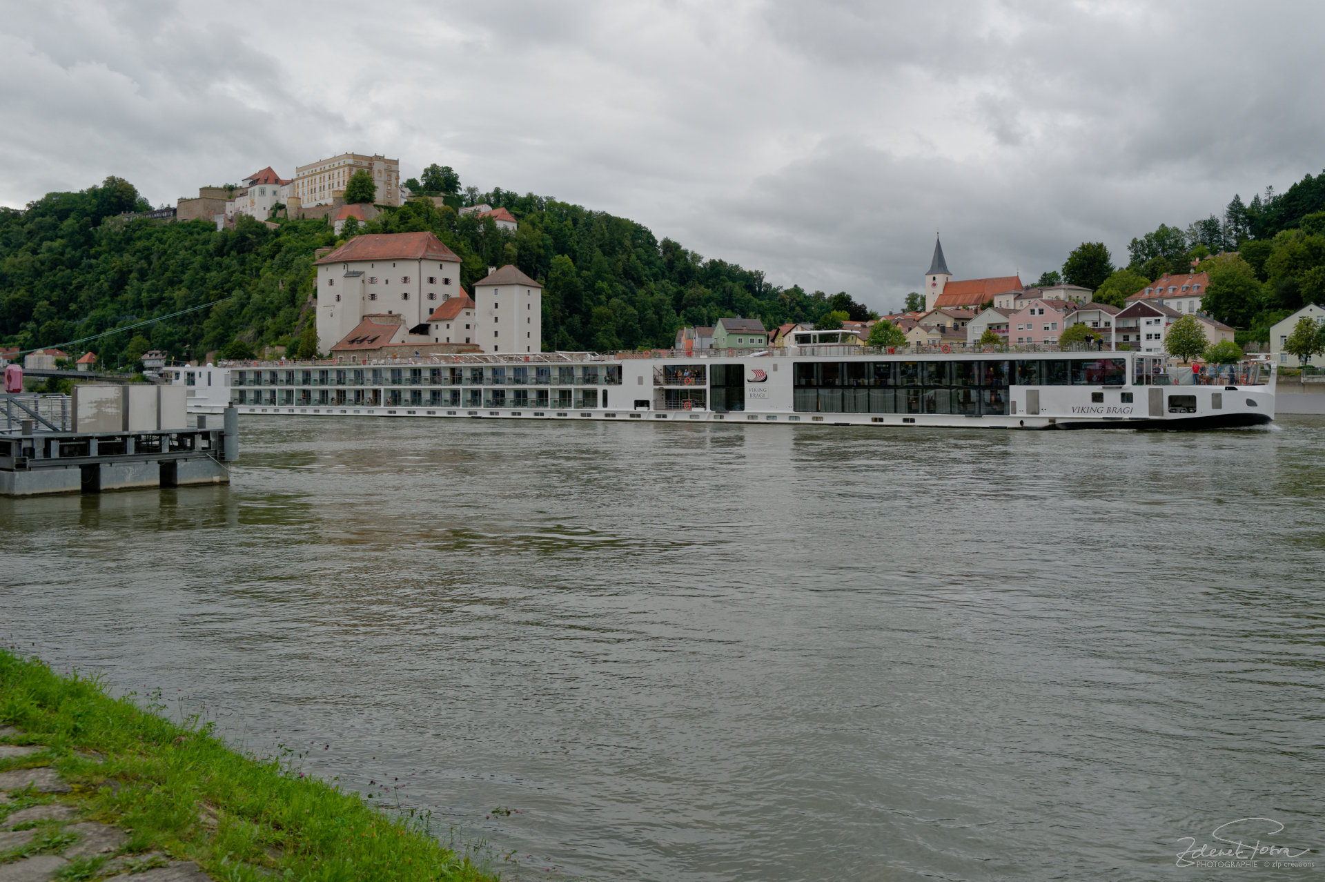 Un bateau de croisière sur le Danube à Passau